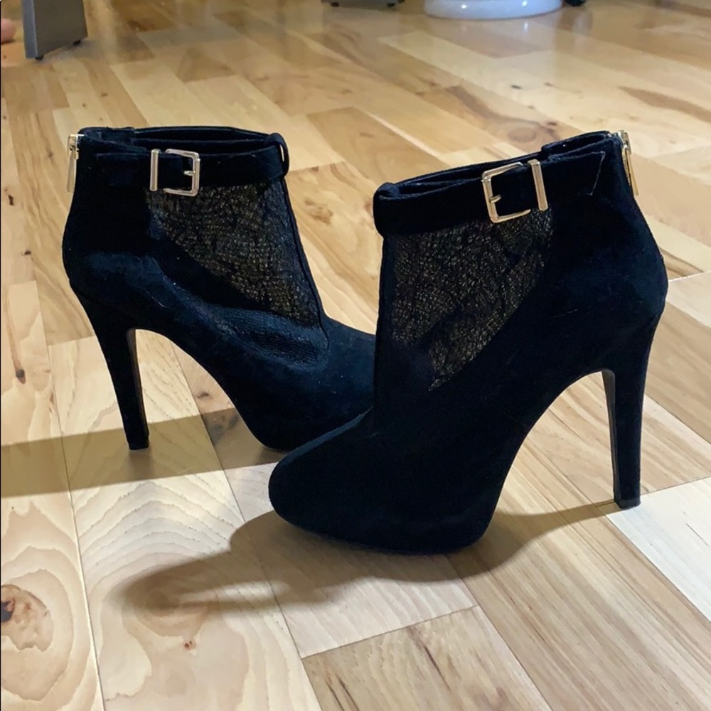 Black Jessica Simpson booties